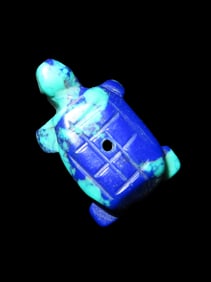 Zuni Animal Fetish Bead / Pendant from New Mexico, Stone Turtle