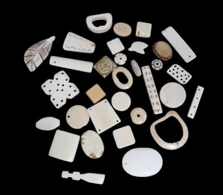 Lot of Tourist Trade early 1900's Carved Bone Pendants & Beads from the Dakotas