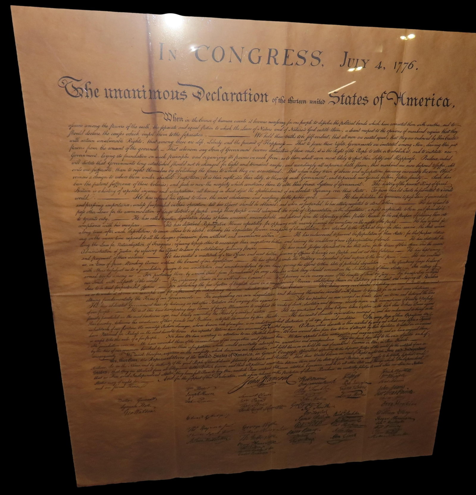20" x 16" Framed Copy of the Declaration of Independence. Famous Historical Documents: 20" x 16" Framed Copy of the Declaration of Independence. Famous Historical Documents