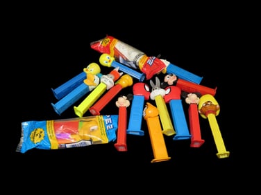 Vintage Lot of Pez, Mickey Mouse, Spiderman, Goofy, Daffy Duck, Looney Tunes, Bugs Bunny, Tweety