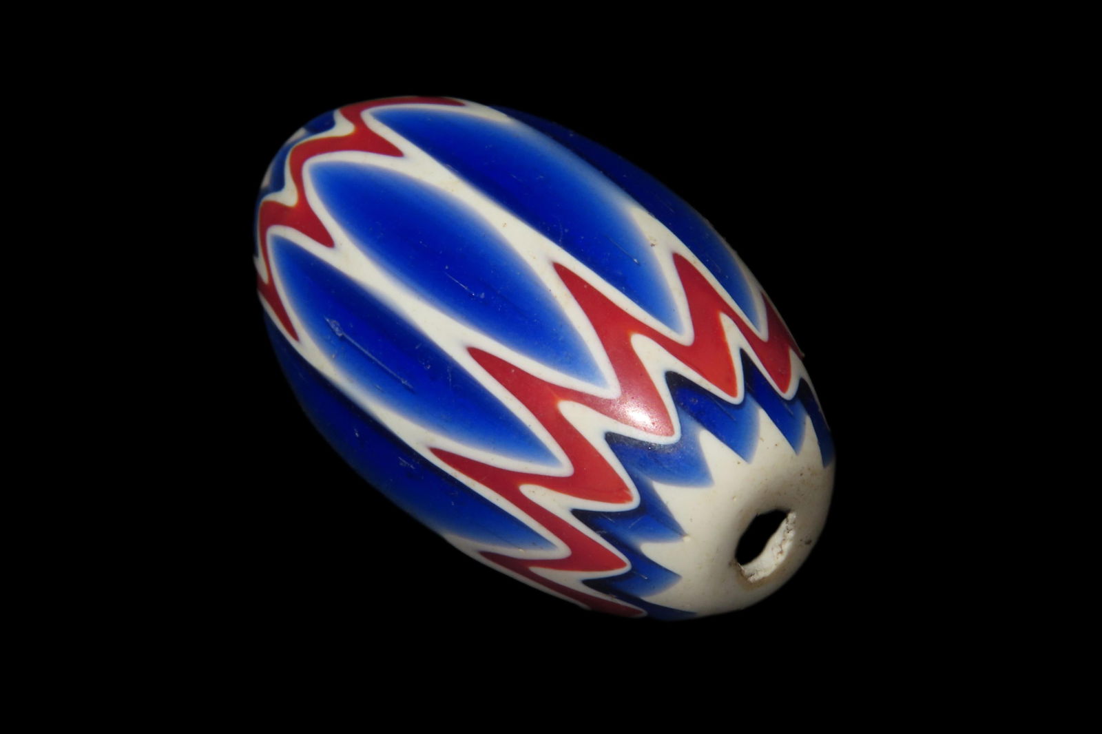 1 7/16" Large Chevron Trade Bead (1 of 6)