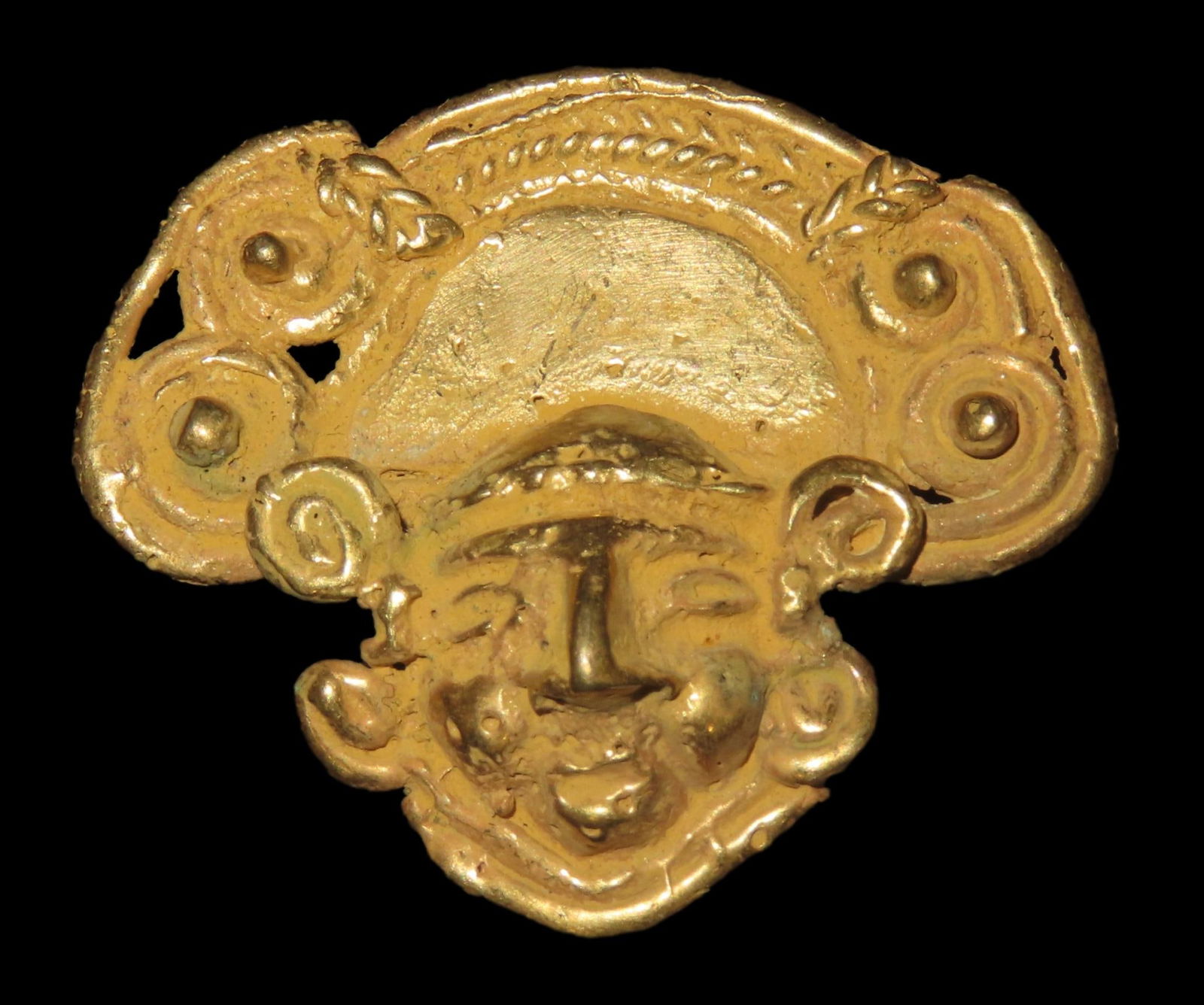 1 1/2" x 1 3/4" Pre-Columbian Tairona Tumbaga Maskette Effigy Pendant/Amulet/Talisman/Tote, Gold (1 of 6)