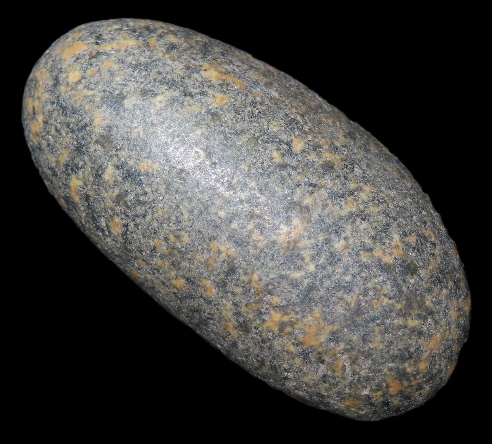 2 3/16" Paleolithic Hardstone Tool: 2 3/16" Paleolithic Hardstone Tool