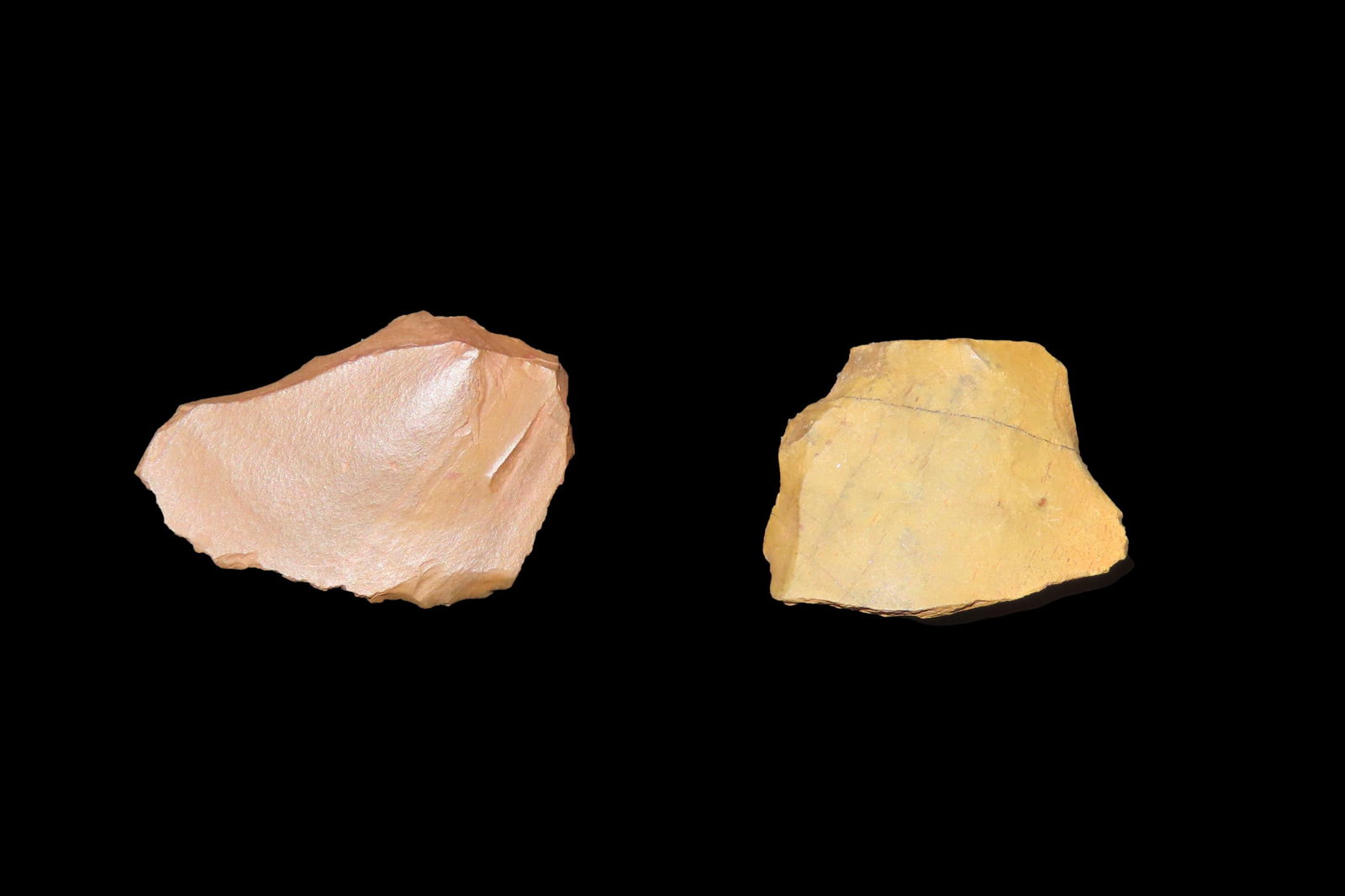 Set of 2 Small Scrapers, found at Kathu Townlands Site, Northern Cape Province, South Africa by Wes: Set of 2 Small Scrapers, found at Kathu Townlands Site, Northern Cape Province, South Africa by Wes Smith