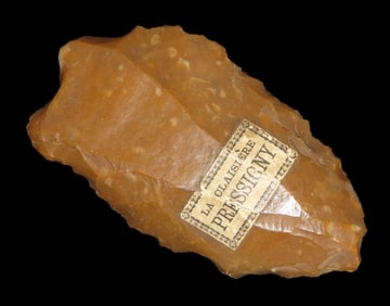 3 1/4" X 2" Neolithic Convergent Scraper, Levallois Technique, Found in Pressigny, France, Ex Sir