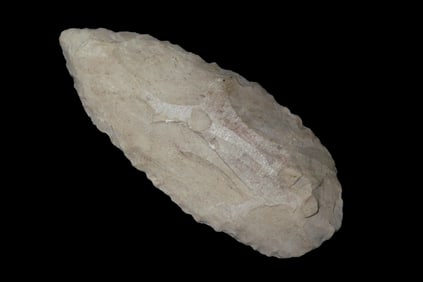 3 5/8" Leaf Blade, found in Kentucky, Ex Jeff Thompson Collection