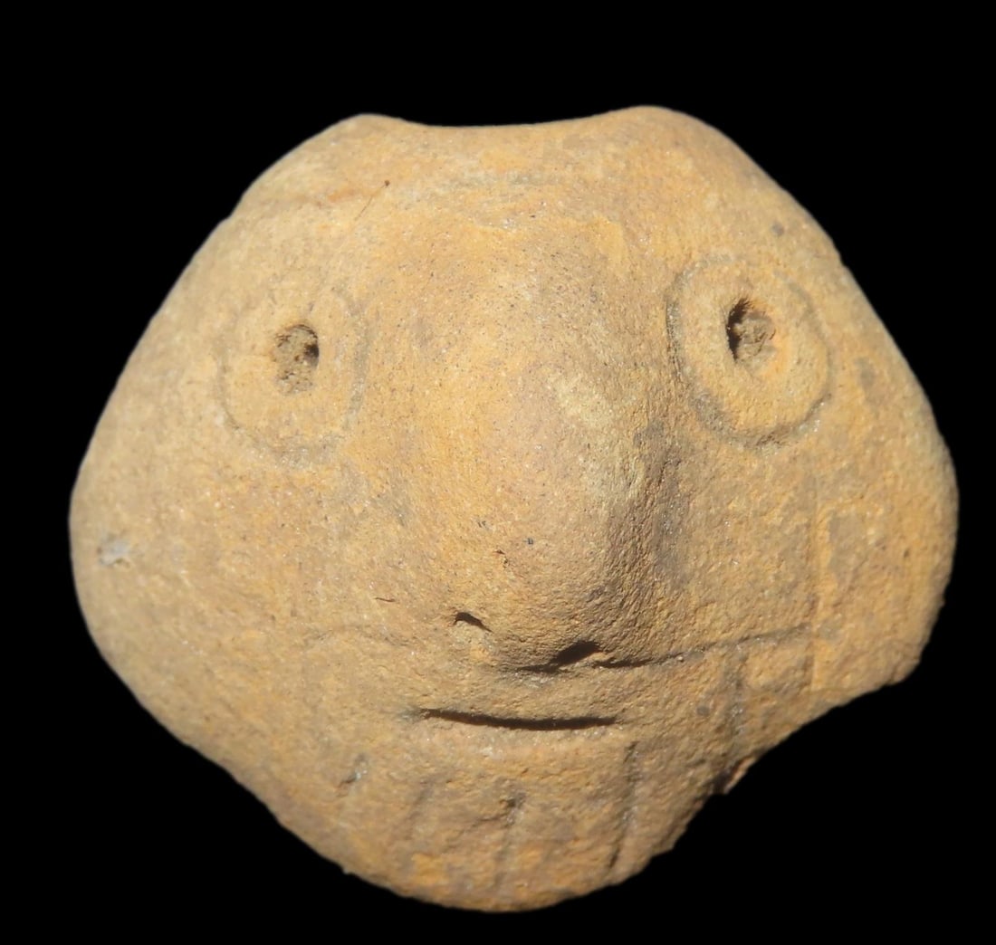 7/8" x 1" Pre-Columbian Pottery Head Effigy, Ecuador (1 of 4)