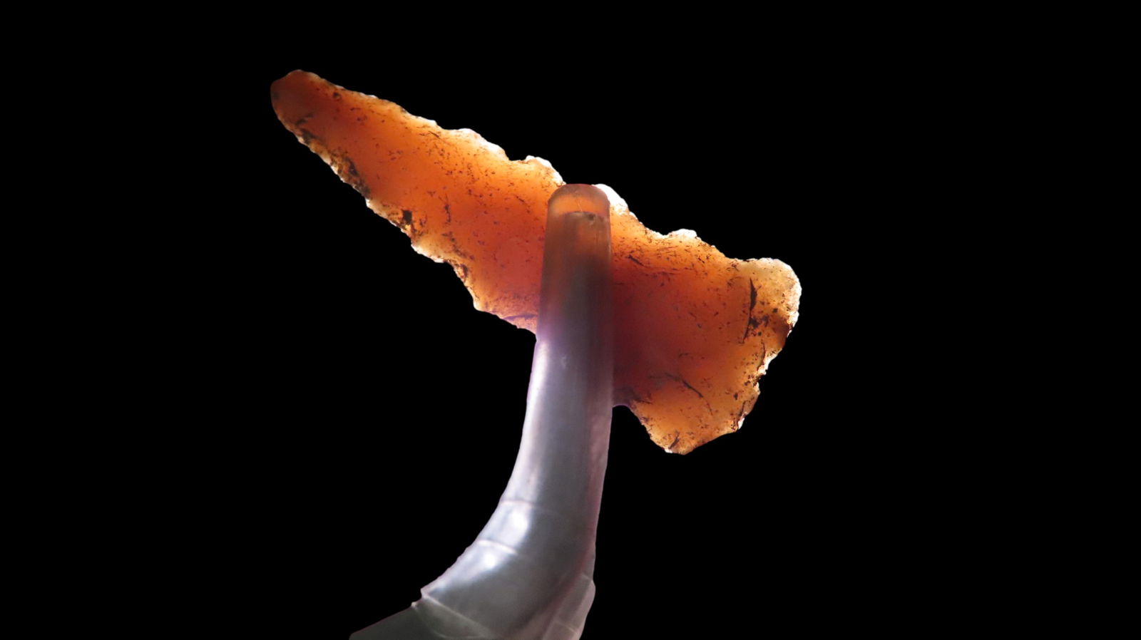 1 5/16" Fort Ancient Pt., found in in 1929 near Ashland, Boyd Co., Kentucky, Ex Jeff Thompson (1 of 6)