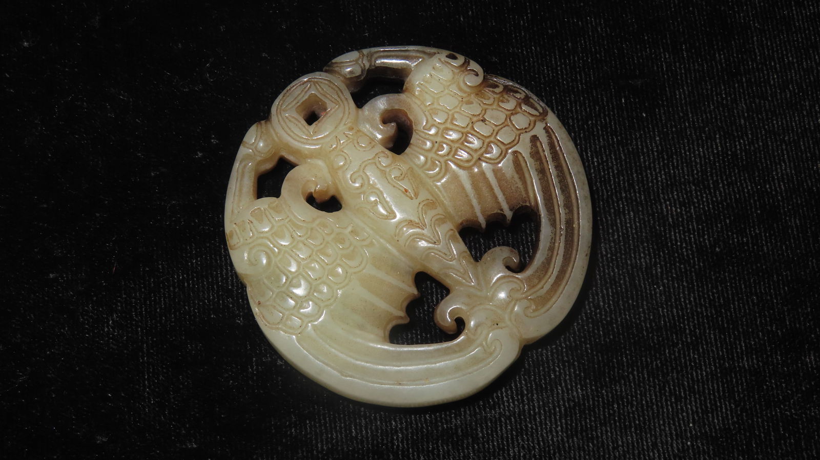2" Zoomorphic Jade Medallion Creature: 2" Zoomorphic Jade Medallion Creature