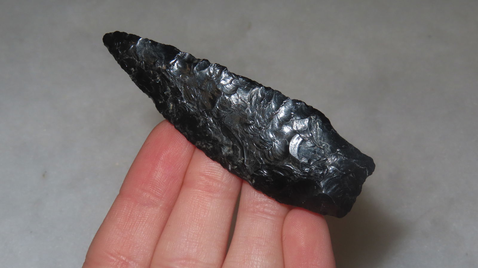 4 1/4" Obsidian Cougar Mountain, Found by Gary Bingham in Harney County, Oregon: 4 1/4" Obsidian Cougar Mountain, Found by Gary Bingham in Harney County, Oregon