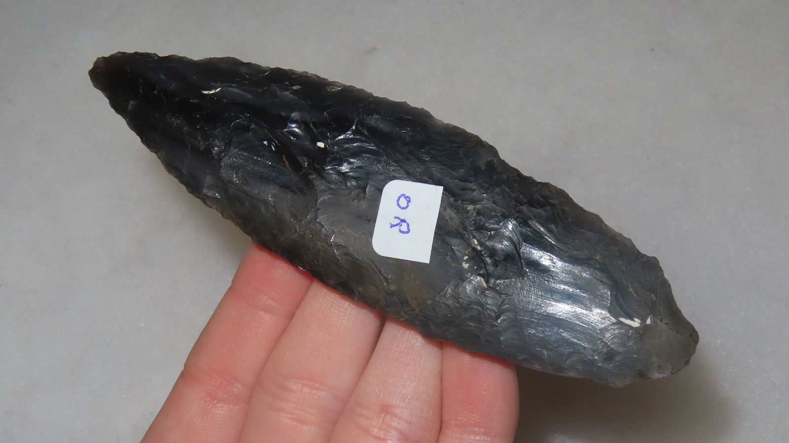 4 1/2' Obsidian Cascade Knife, Oregon: 4 1/2" Obsidian Cascade Knife, Oregon