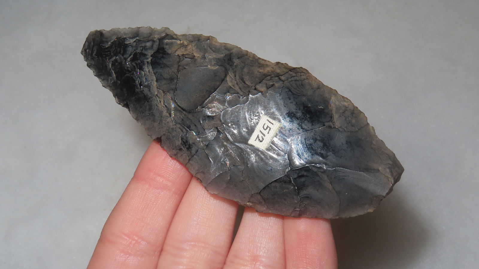 3 5/8" Obsidian Cascade Point, Oregon: 3 5/8" Obsidian Cascade Point, Oregon