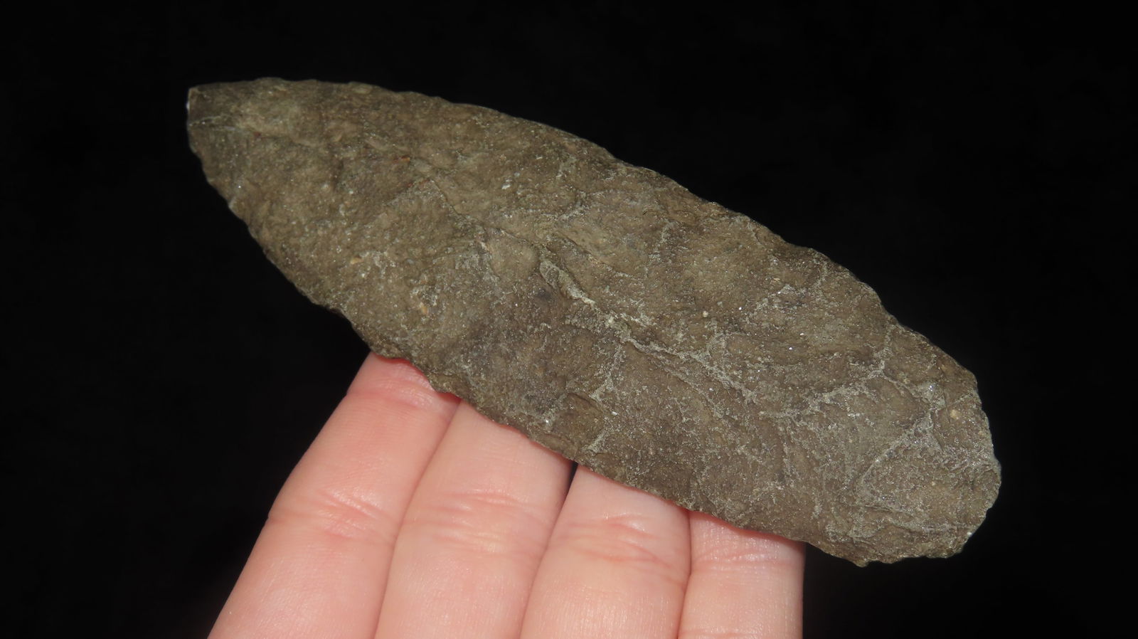 4 5/8" Obsidian Lancelot Point, Oregon: 4 5/8" Obsidian Lancelot Point, Oregon