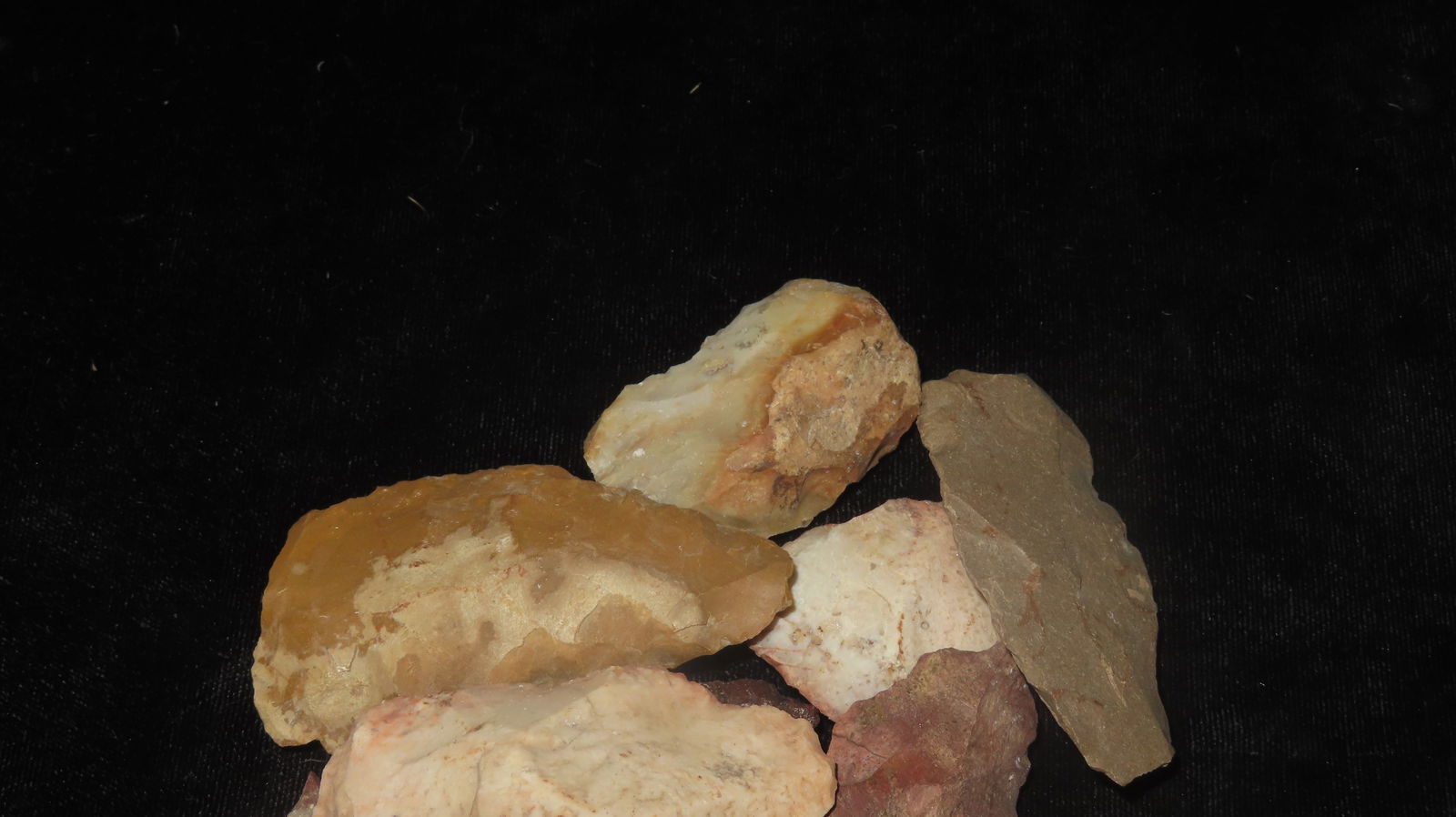 Lot of Flint Scrapers, Points, and Flint Tools, Great for Study Pieces (Chert Material Types of: Lot of Flint Scrapers, Points, and Flint Tools, Great for Study Pieces (Chert Material Types of Northwestern States)
