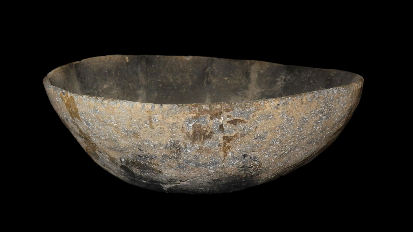 10 1/2" Diameter, Bowl, Pie Crust Pottery, Restored, New Madrid Co., Missouri (1 of 5)