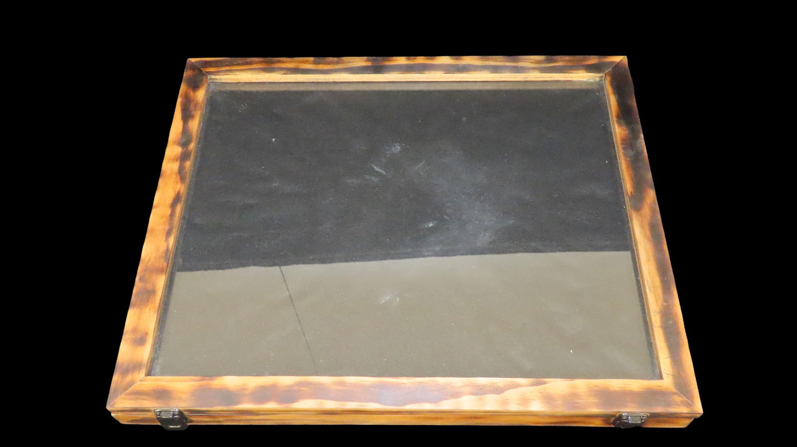 21 x 17 1/2 Arrowhead Case, Used, Good Condition (1 of 3)