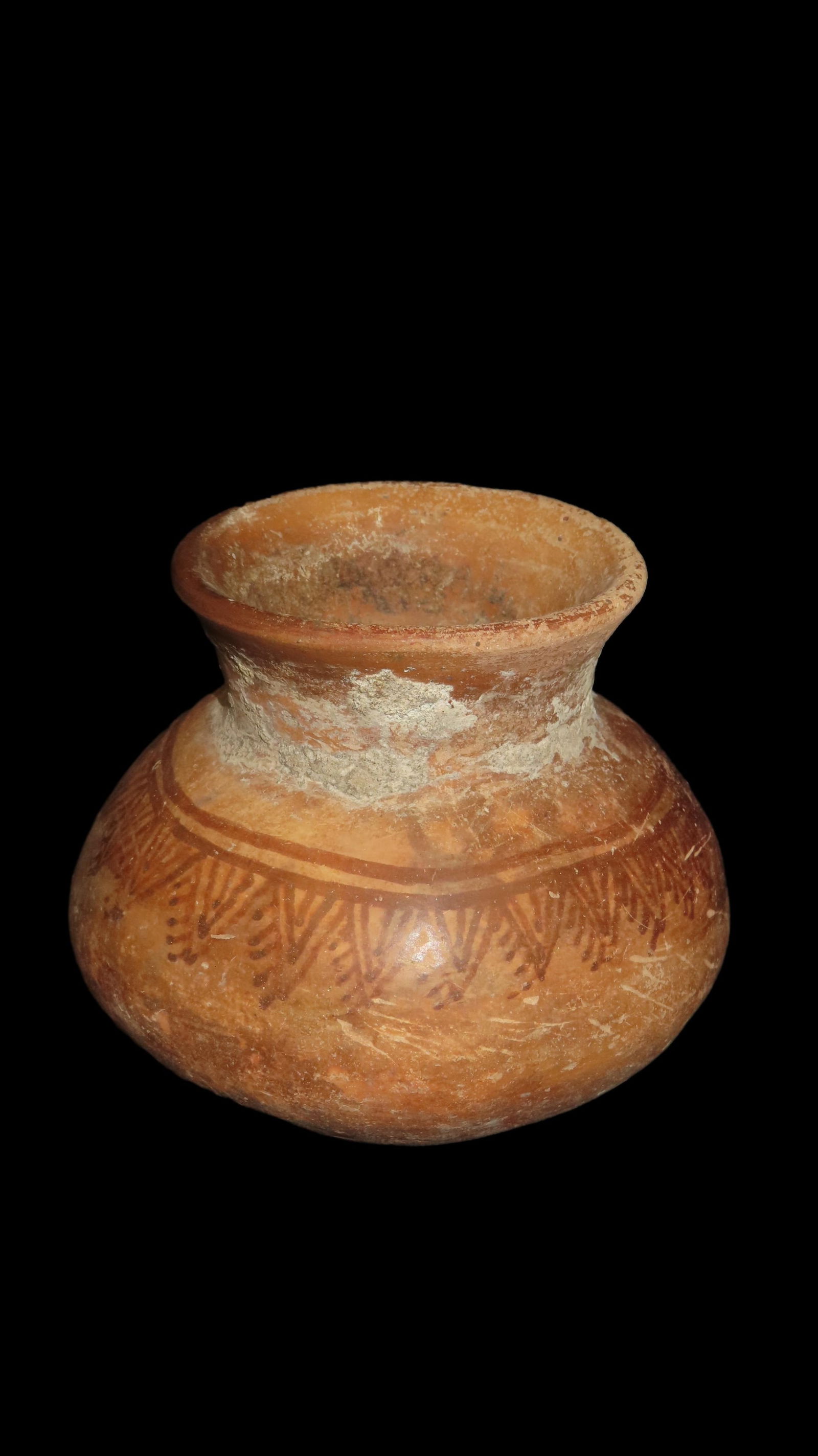 Pre-Columbian Pottery Vessel Nicely Painted South America 4.3/4" Tall (1 of 6)