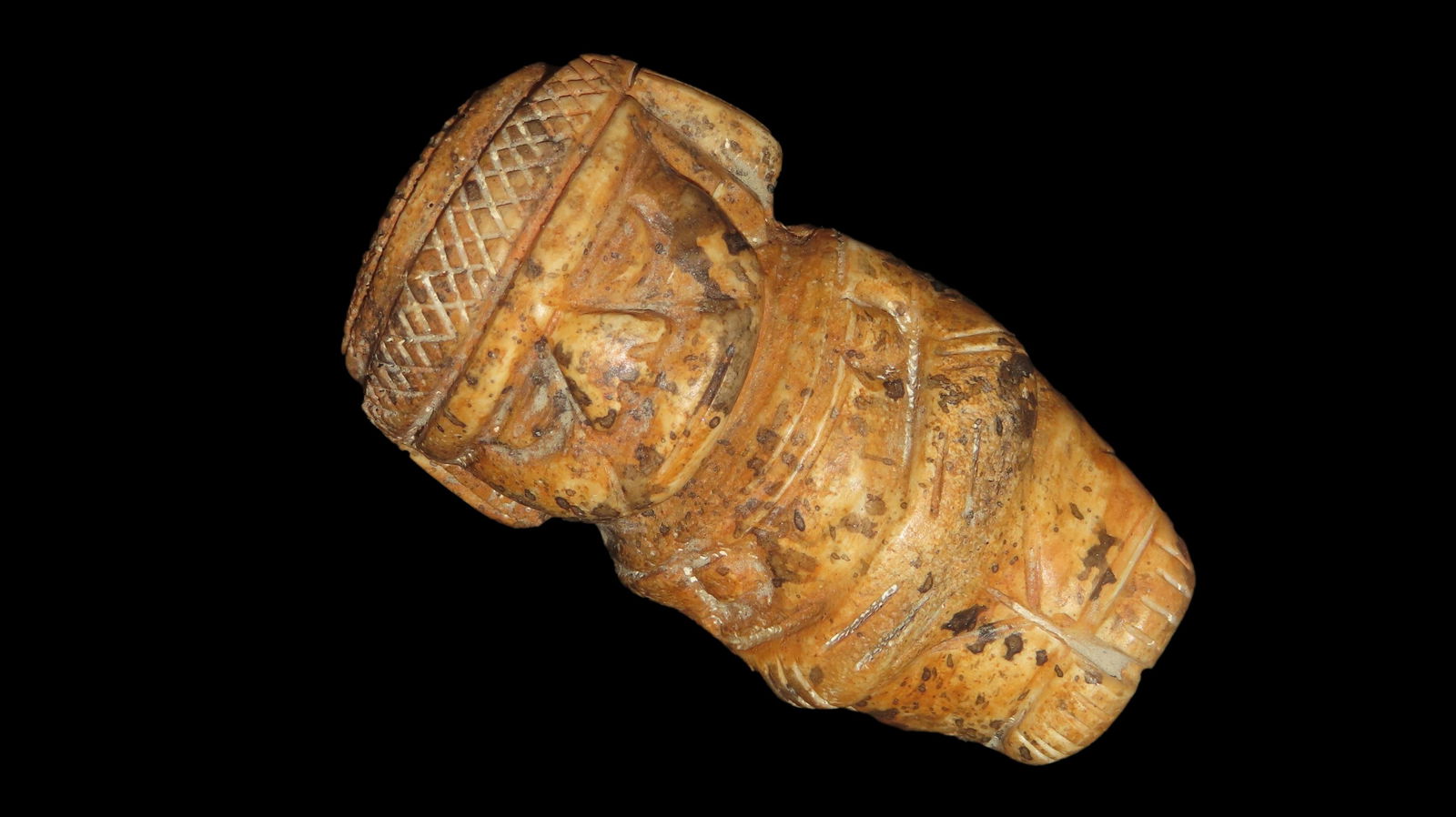 2 7/8" x 2 7/8" Human Effigy, Bone, Motley/Leithoff COA, Reportedly found in South America, Ex. (1 of 9)