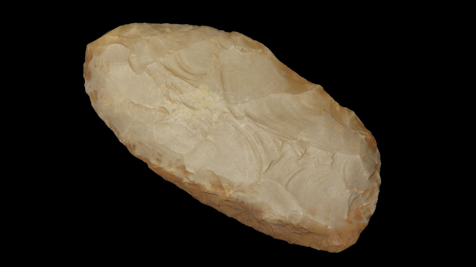 4. 1/8" Ovoid Knife Pre-Columbian Northern Mexico (1 of 7)