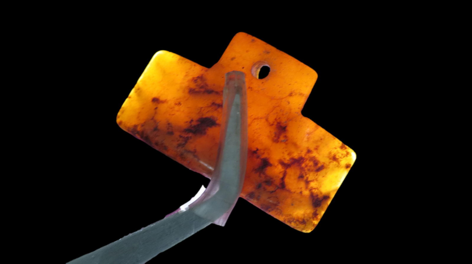 Old Chinese China Hongshan Jade Relic Pendant: Old Chinese China Hongshan Jade Relic Pendant