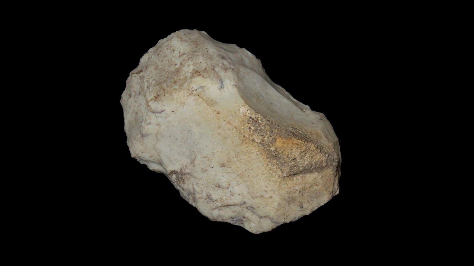 4 1/2" Flint Axe, Found in Ralls Co., Missouri, Nice Central Halfting Area: 4 1/2" Flint Axe, Found in Ralls Co., Missouri, Nice Central Halfting Area