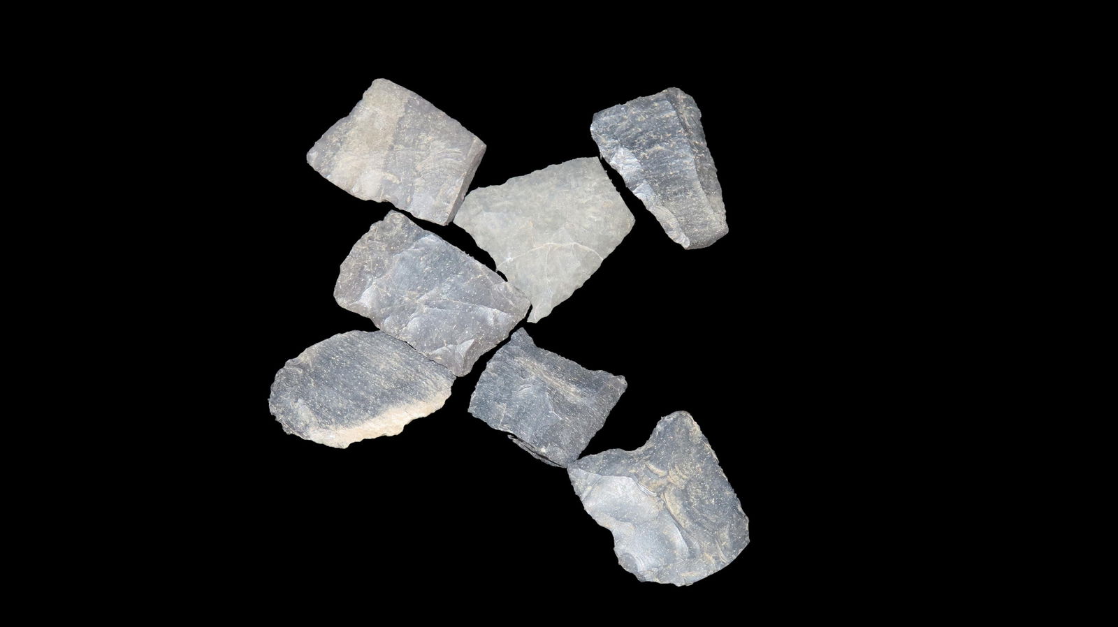 Selection of Paleo Heartbreakers, Includes a Fluted Cumberland Section, from Kentucky (1 of 4)