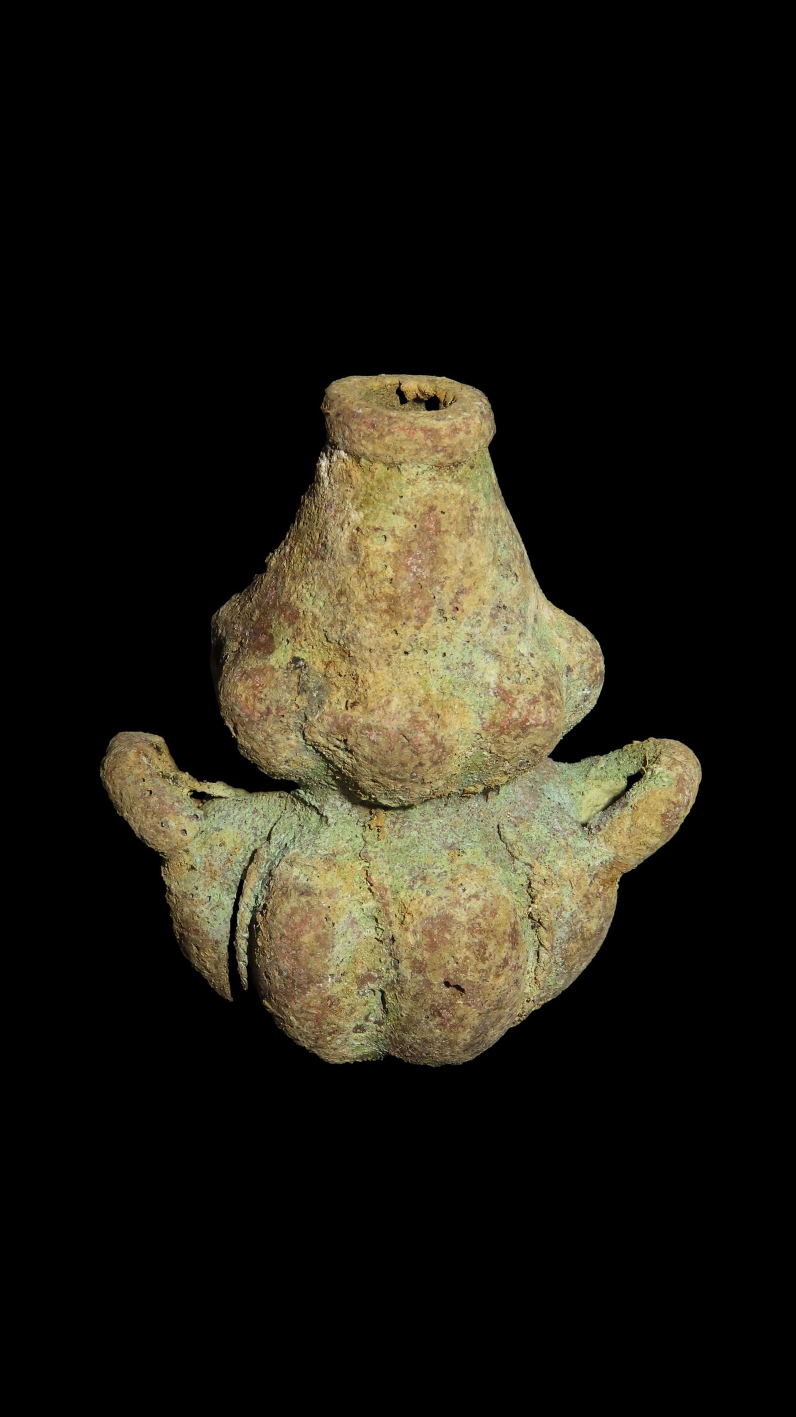 1 7/16" x 1 5/8" Pre Columbian Vase Effigy Pendant. Copper. Central America. COA Motley and Leithoff: 1 7/16" x 1 5/8" Pre Columbian Vase Effigy Pendant. Copper. Central America. COA Motley and Leithoff