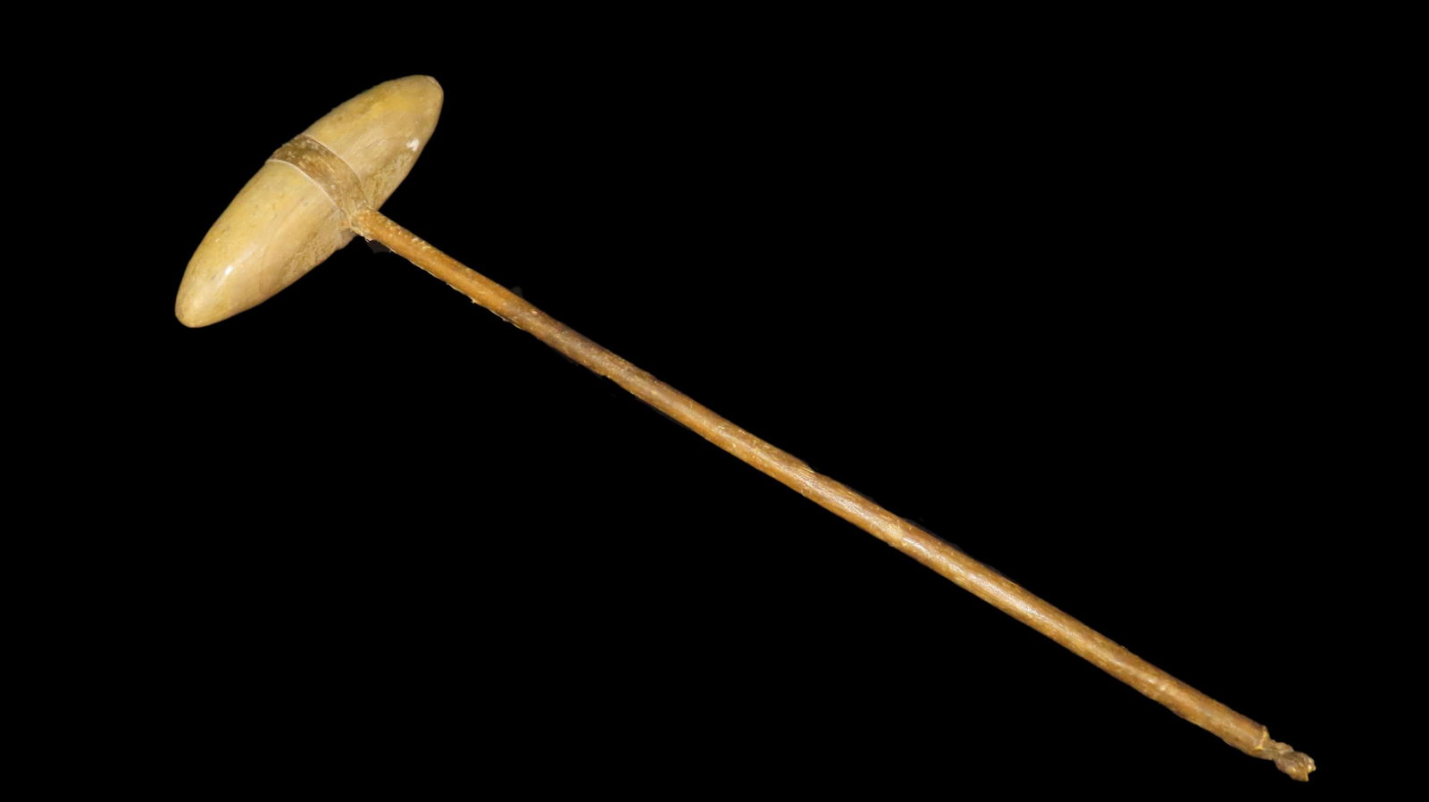 20 3/4” War Club Head, Historic, North Dakota: 20 3/4” War Club Head, Historic, North Dakota