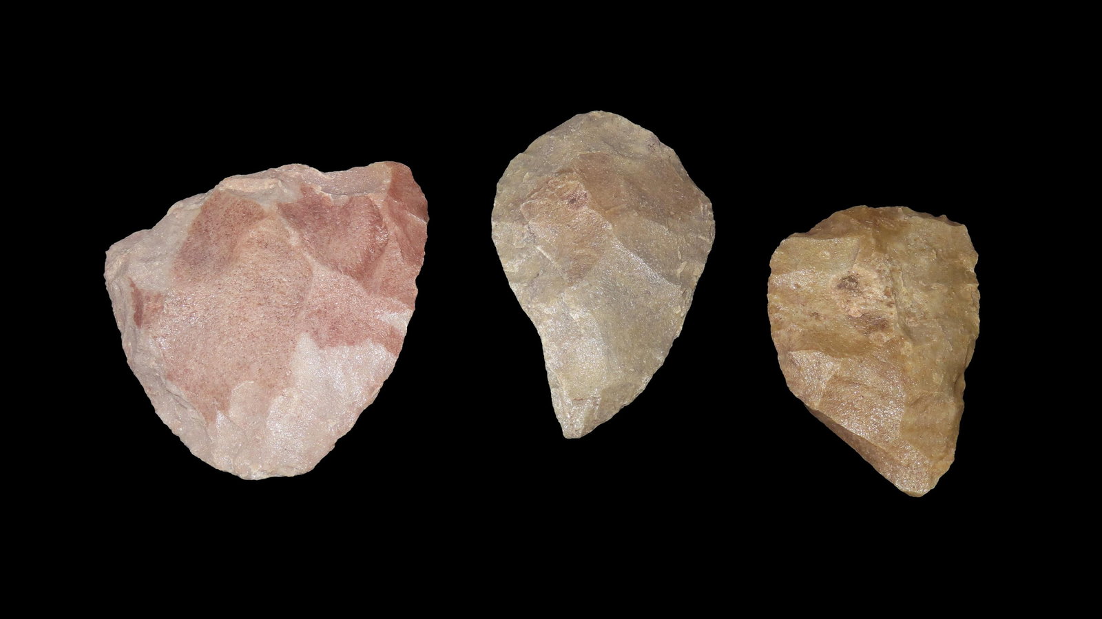 Lot of 3 Flaked Chert Tools, Iowa: Lot of 3 Flaked Chert Tools, Iowa