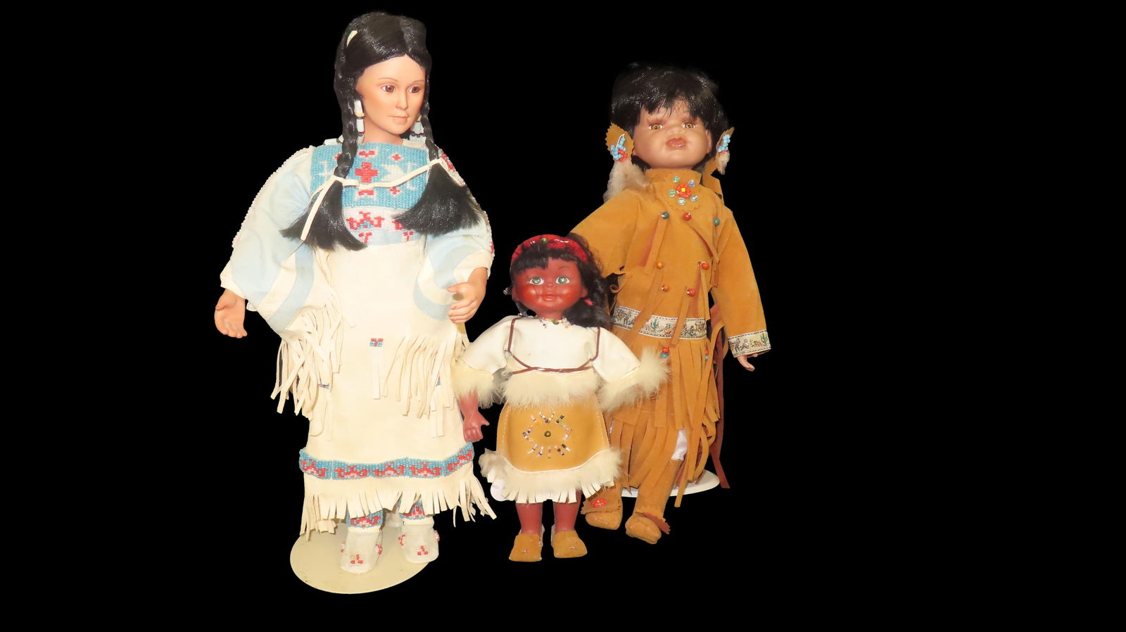 Lot of 3 Native American Dolls (1 of 8)