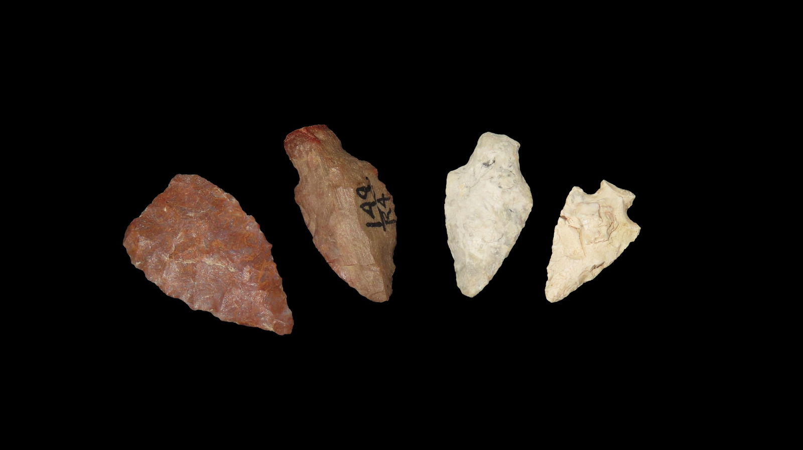 Lot of 1 Triangle and 3 Rose Spring Points, South Central Desert Texas (1 of 3)