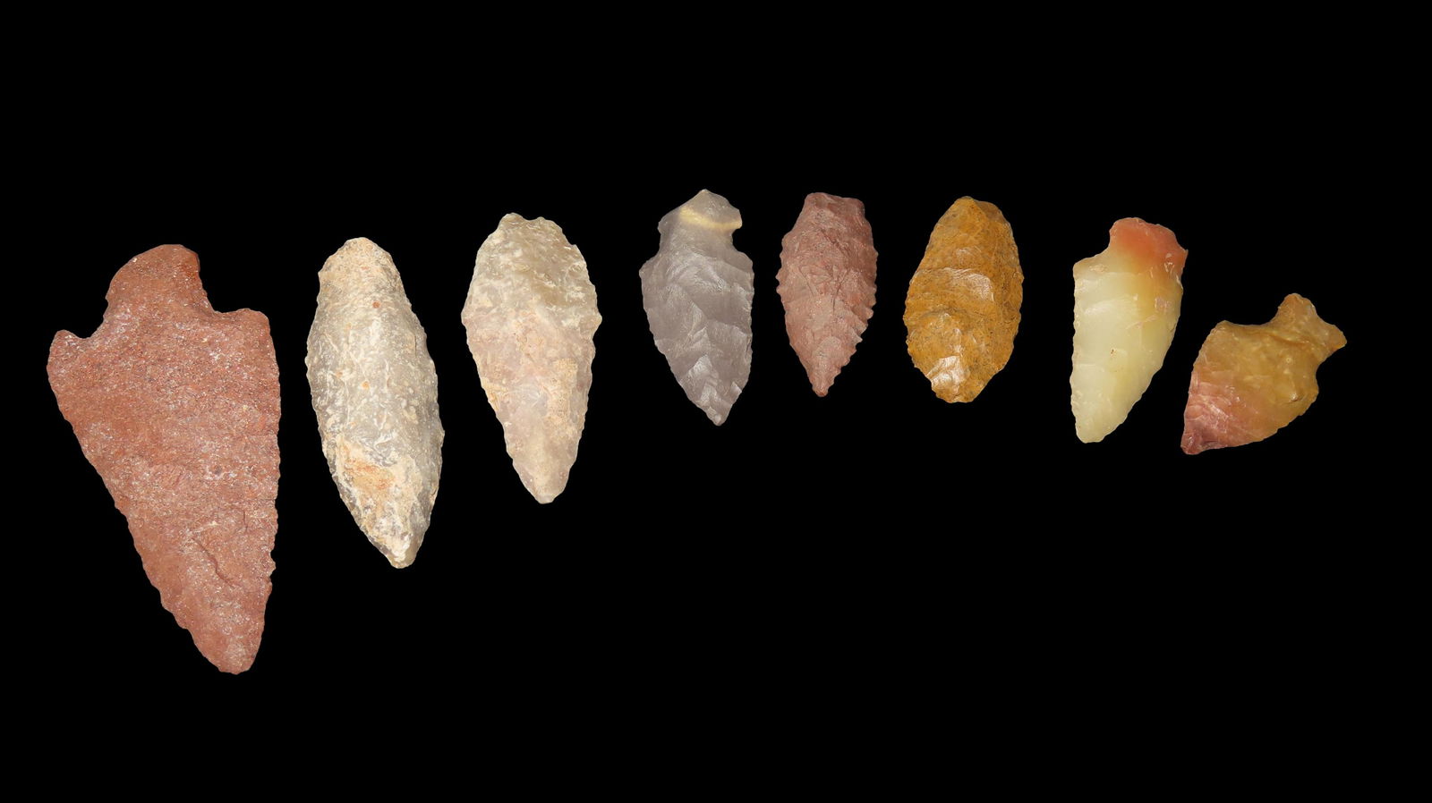 Lot of Miliouse Points, from South Central Texas (1 of 3)