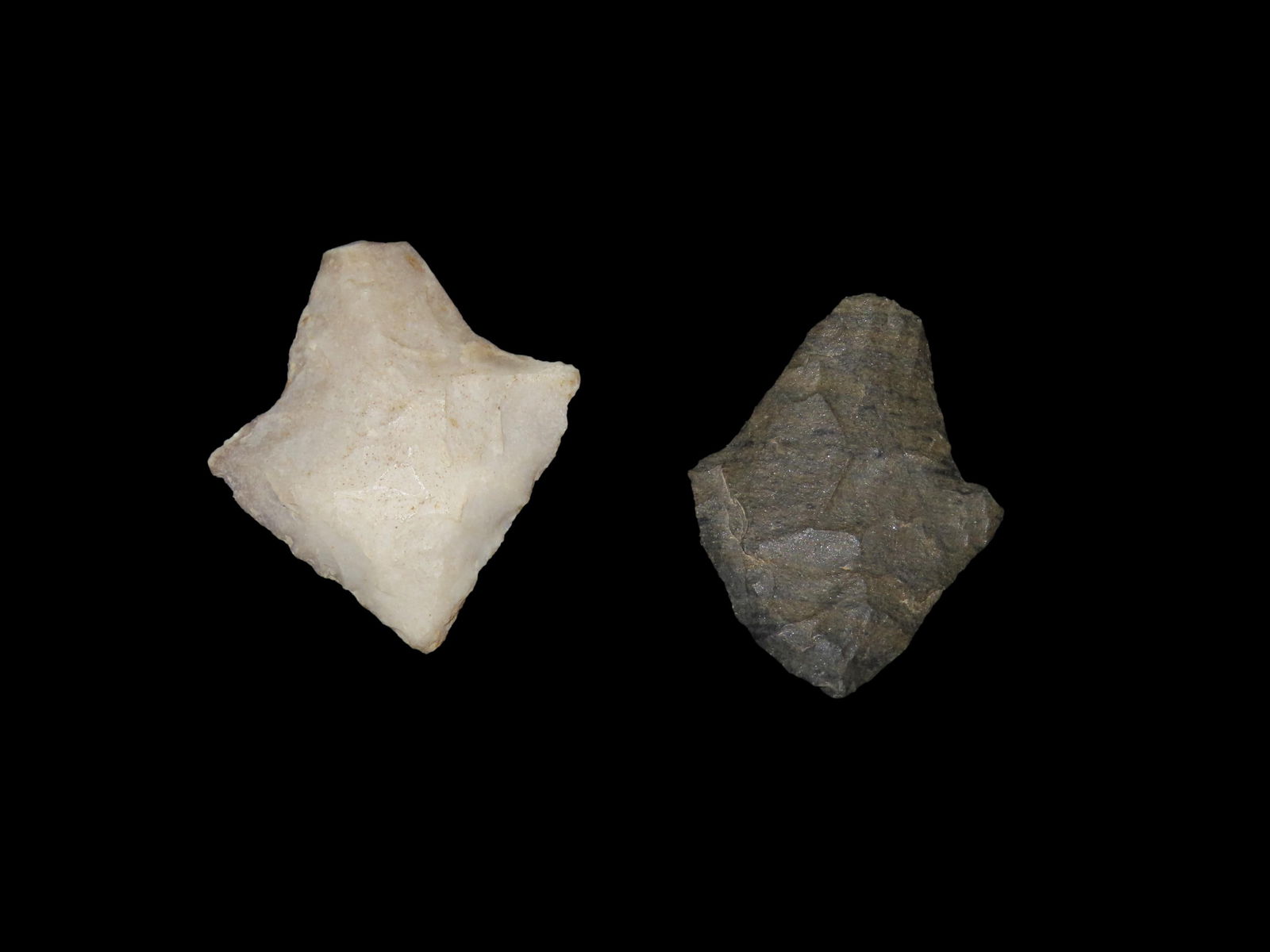 Lot of 2 Gary Points, Arkansas: Lot of 2 Gary Points, Arkansas