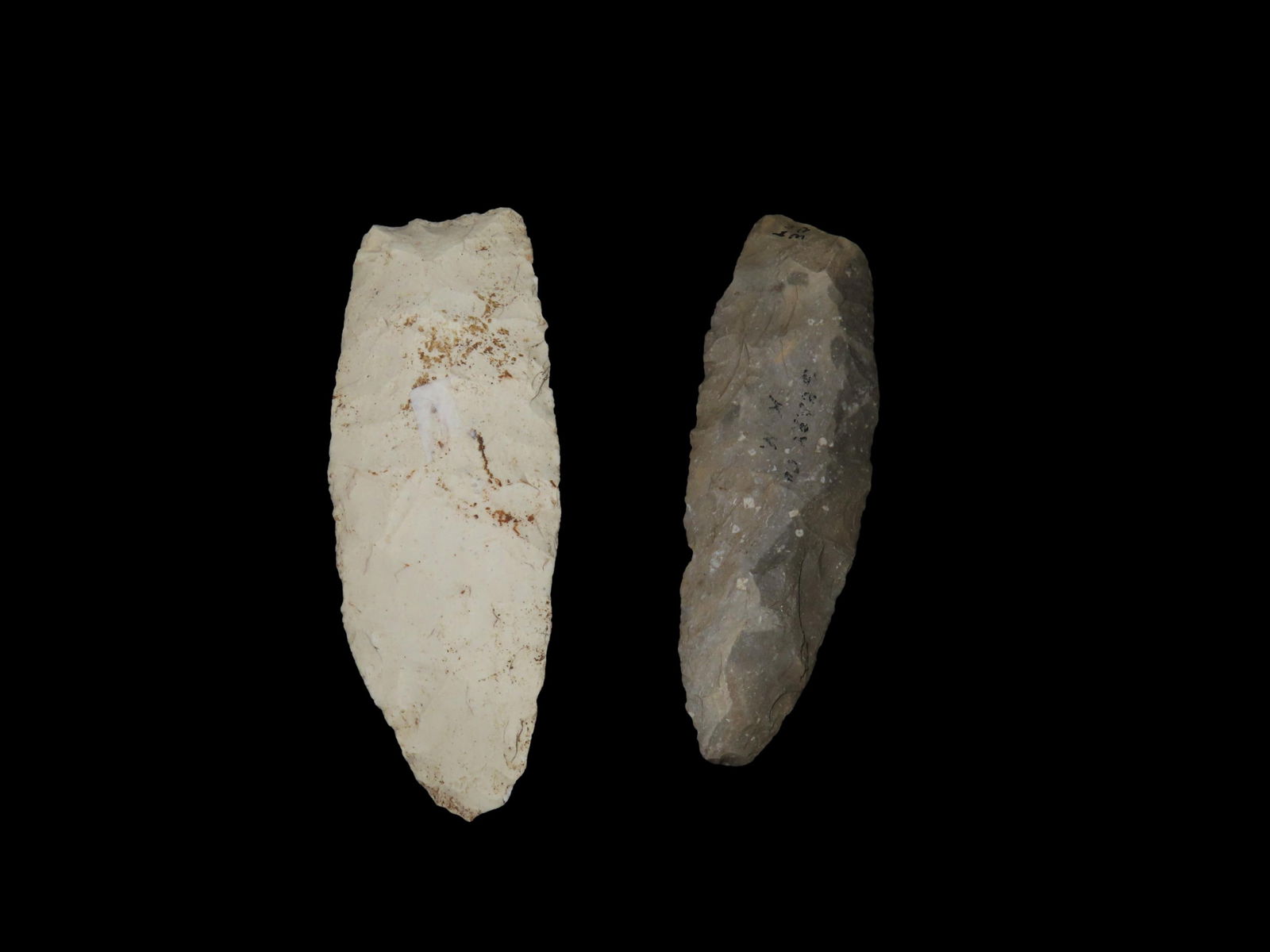 Lot of 2 Well-Made Blades, the largest is 4 7/8", Kansas: Lot of 2 Well-Made Blades, the largest is 4 7/8", Kansas