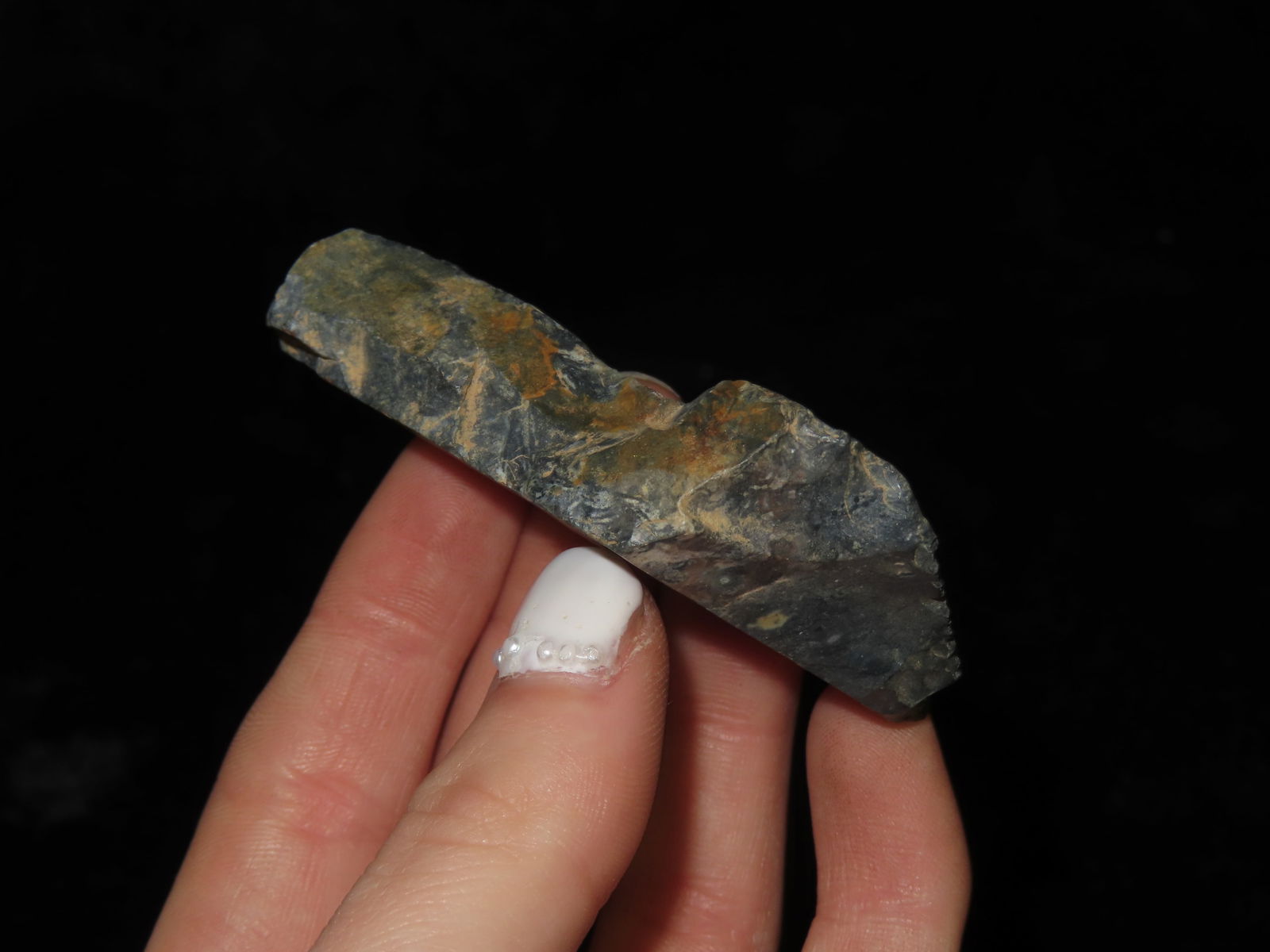 2 5/8" x 1 3/8" Paleolithic Side Knife. Sithe. Denmark. - 3