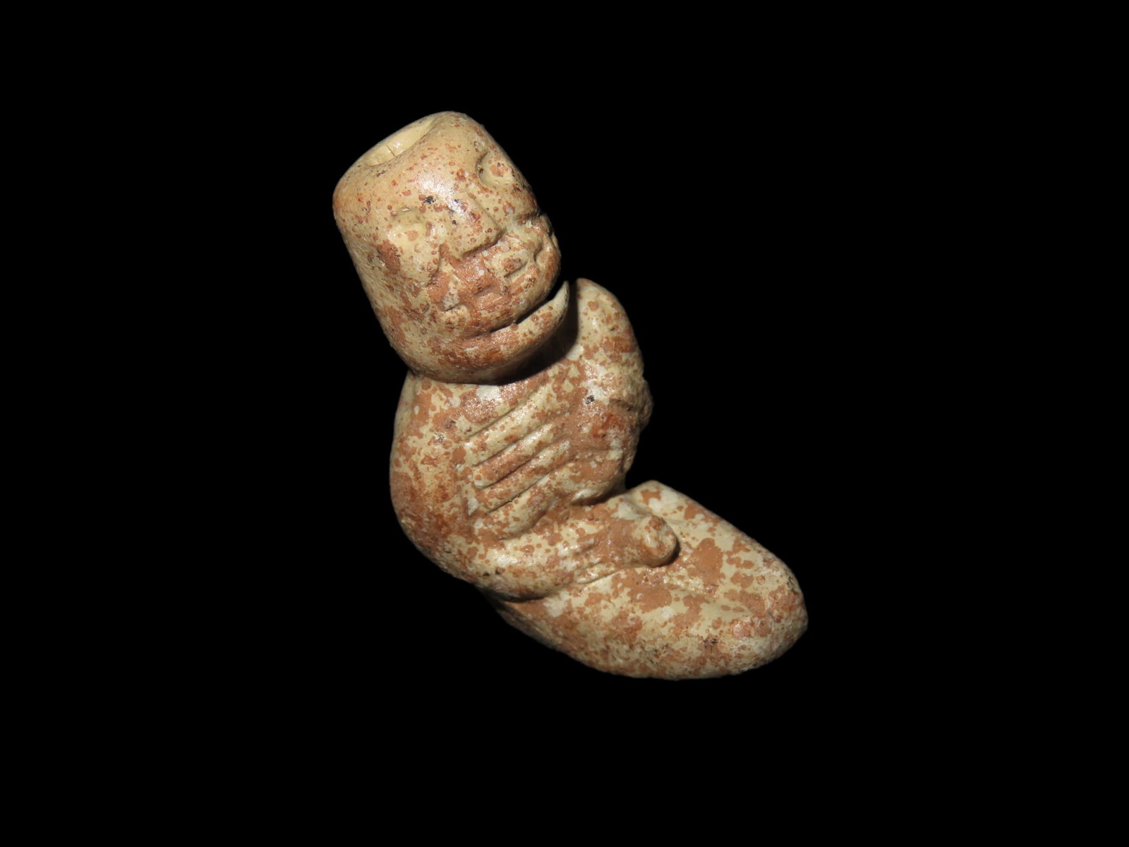 1 3/8" Pre-Columbian Pottery Effigy.: 1 3/8" Pre-Columbian Pottery Effigy.