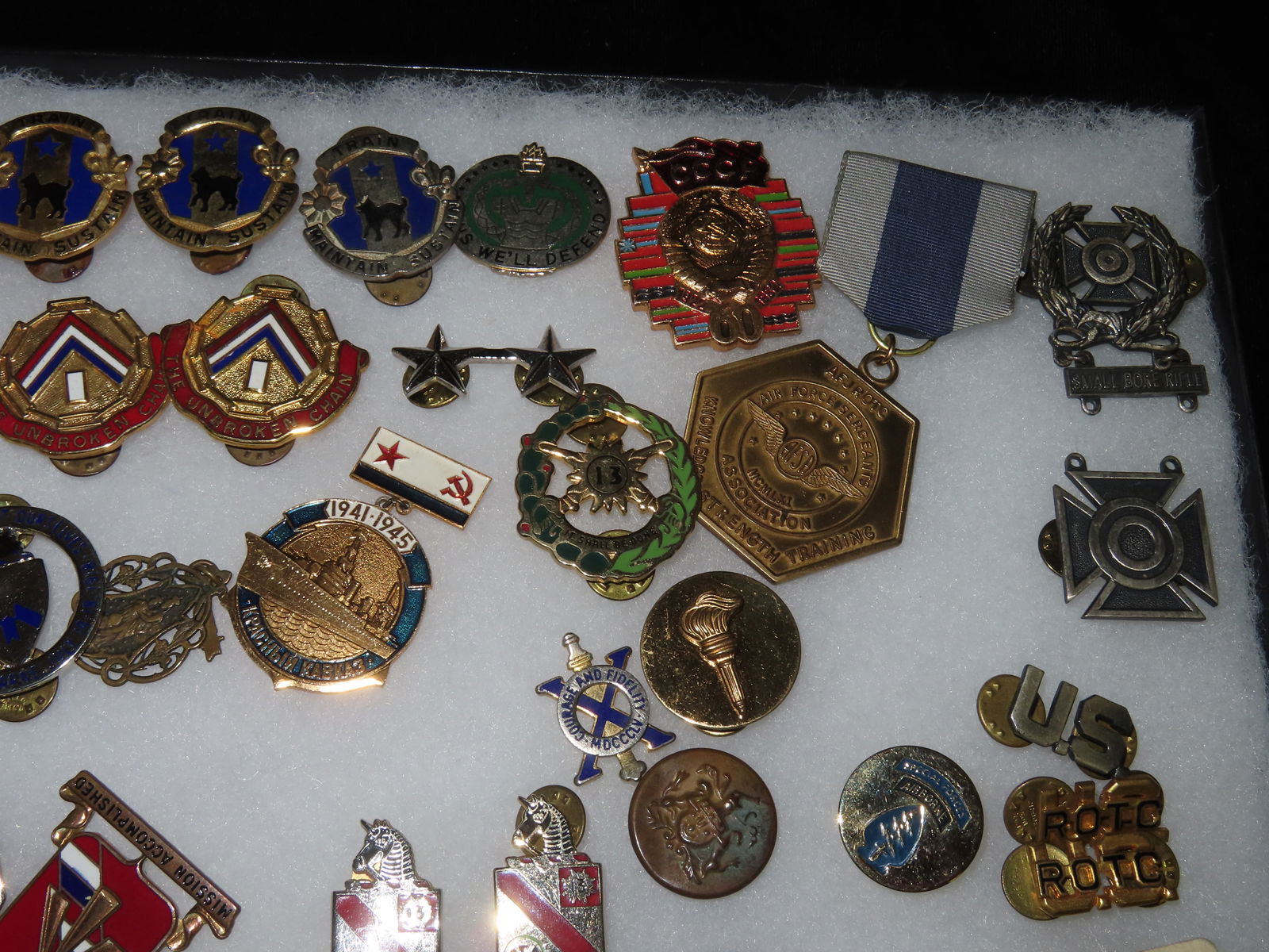 Display Featuring Multiple Army Metals and Pins - 5