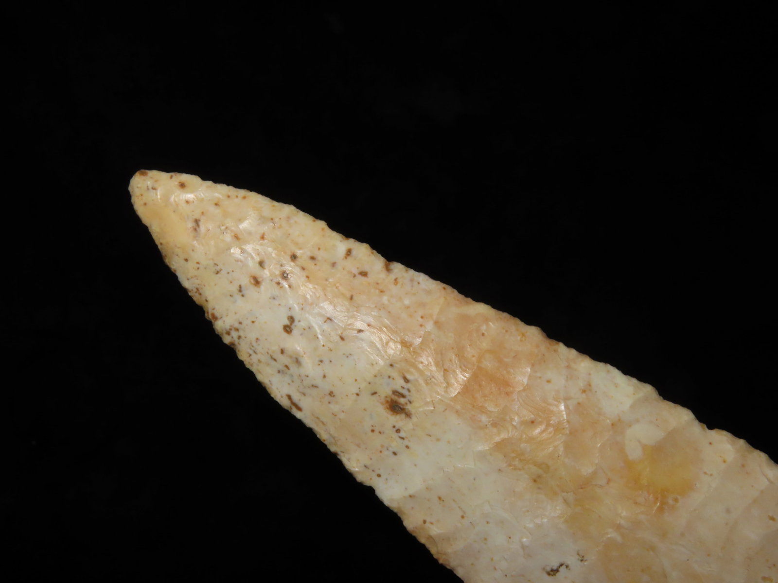 5 7/8" Kaolin Sloan Dalton, S. Illinois, Motley COA. Incredible Parallel Flaking on both sides. - 6