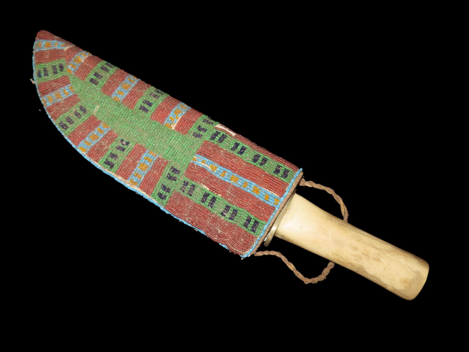 Oustanding Plains Indian Beaded Knife Sheath. Historic Native American Indian Buffalo Knife & 11" (1 of 10)