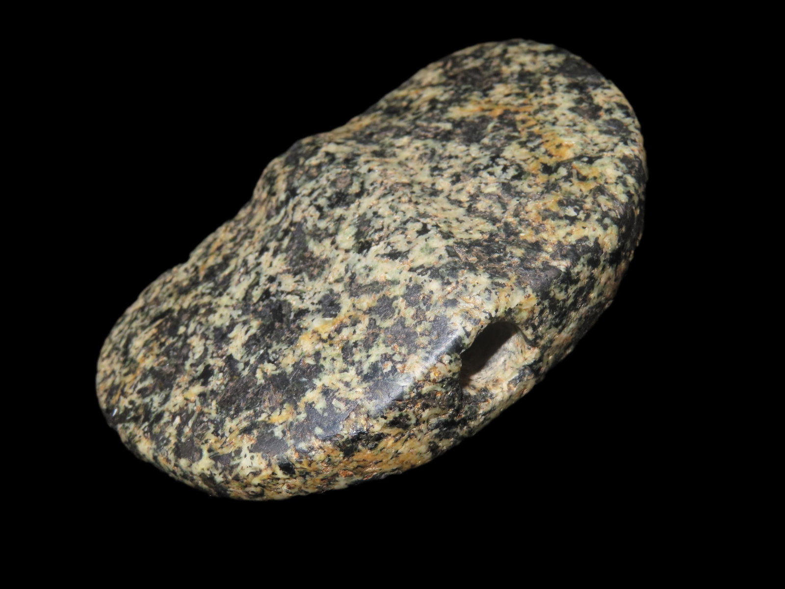 Incredible 3 3/8" Wing Bannerstone, St. Louis Co. Missouri. Motley COA. Amazing Color and: Incredible 3 3/8" Wing Bannerstone, St. Louis Co. Missouri. Motley COA. Amazing Color and outstanding polish. Colorful piece of well patinated Granite. Ex Tom Browner Collection (#C-2) Nice collector