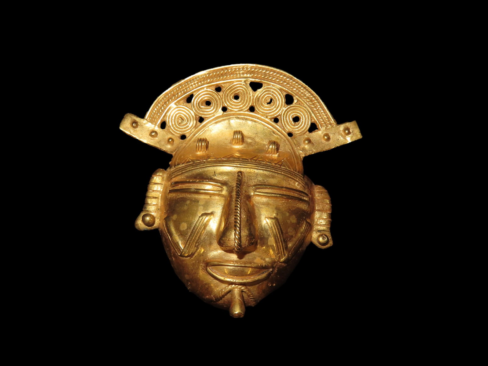 3 1/2" Pre-Columbian Tairona Tumbaga Gold Human Effigy Mask. Motley COA. Columbia, South America.: 3 1/2" Pre-Columbian Tairona Tumbaga Gold Human Effigy Mask. Motley COA. Columbia, South America. Nicel Detailed Great Old Example. Exact Gold Content unkown