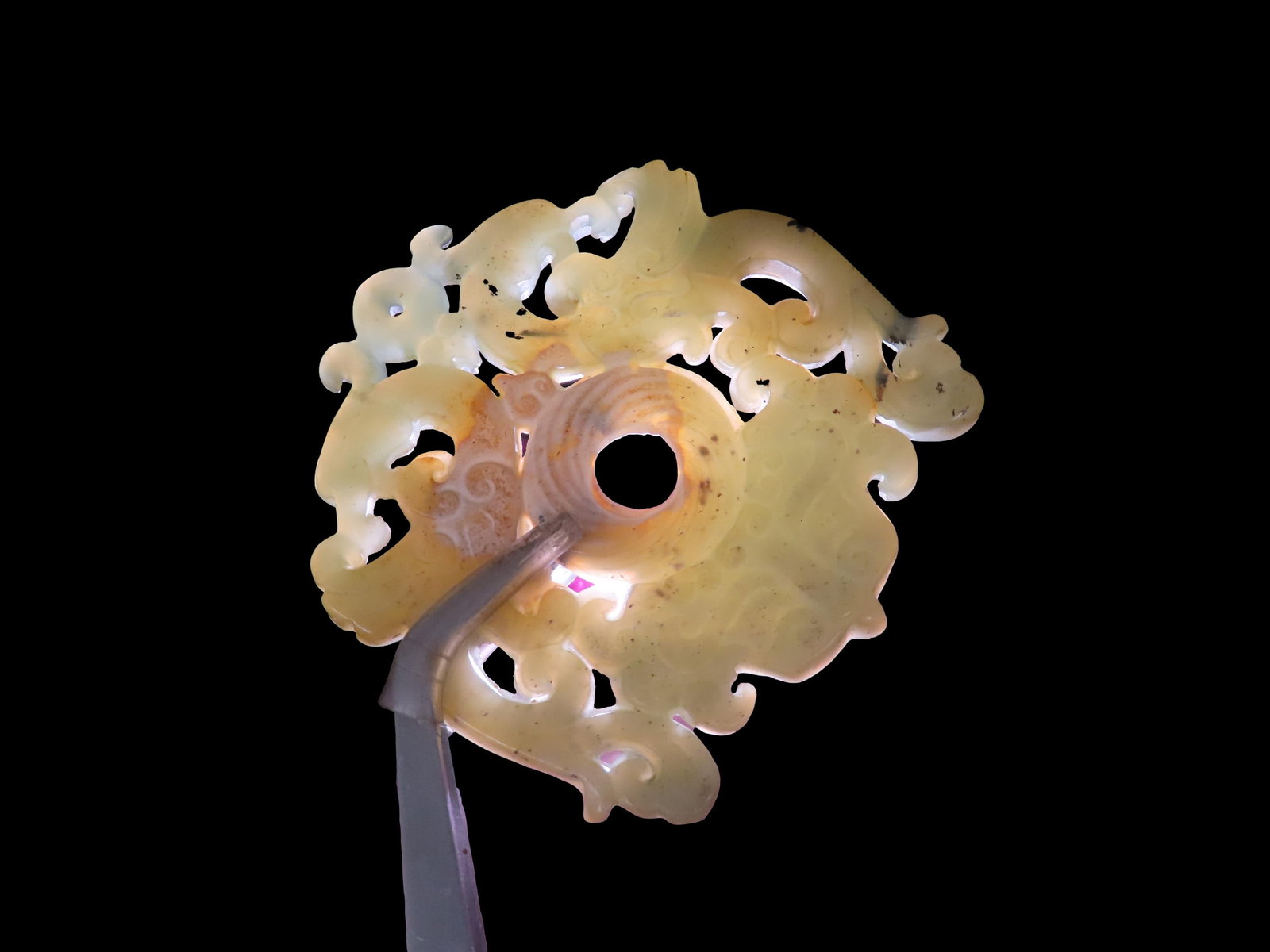 Nice Antique Chinese Hongshan Culture Jade Effigy Pendant, Hand Made Example.: Nice Antique Chinese Hongshan Culture Jade Effigy Pendant, Hand Made Example.