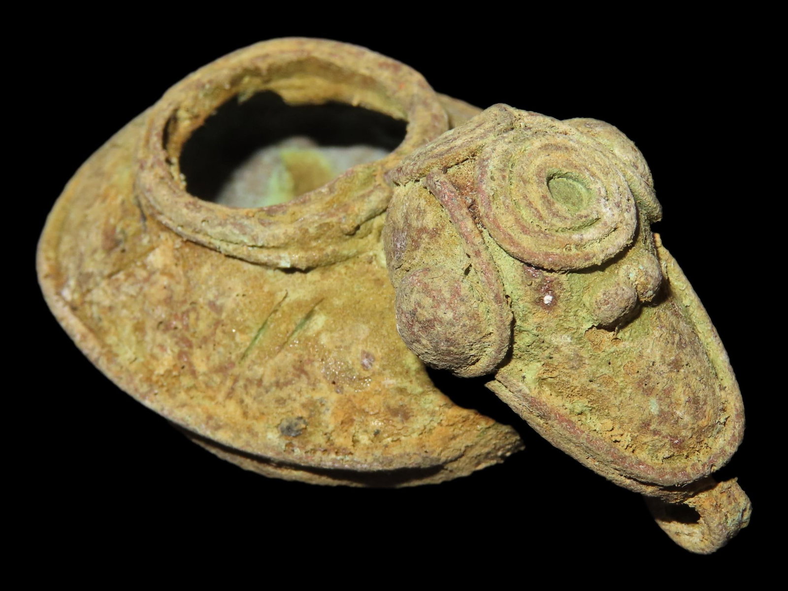 1 5/16" x 2 1/16" Pre-Columbian Bird Effigy Pendant, Copper, Costa Rica, Motley & Leithoff COA (1 of 9)