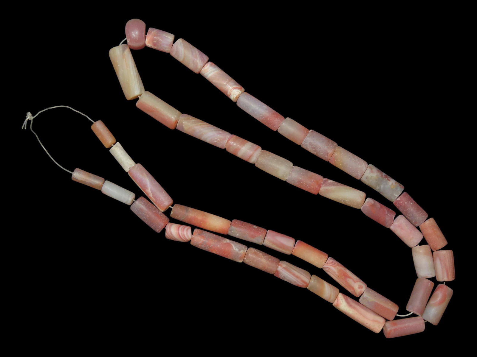 24" Pre-Columbian Tairona Carnelian Agate Bead Necklace, South America (1 of 3)