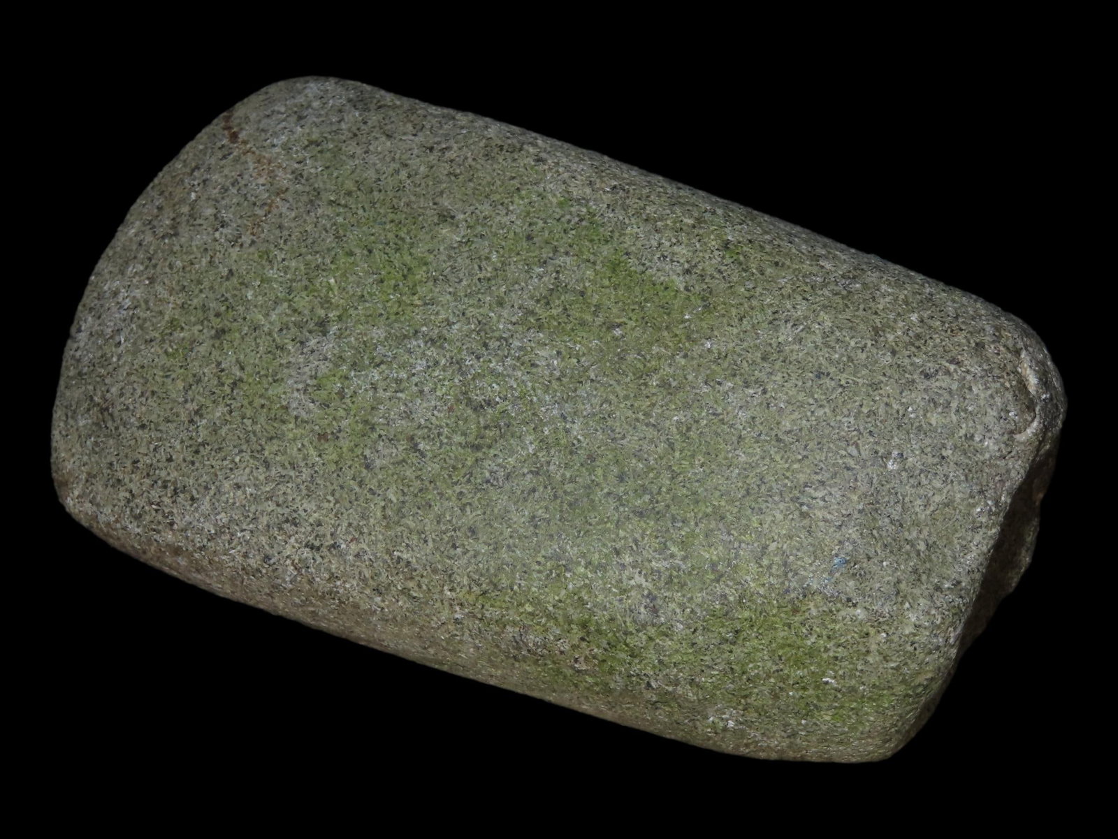 3 3/4" Woodland Celt, Green Fine Grained Hardstone, Knox Co., Ohio (1 of 8)