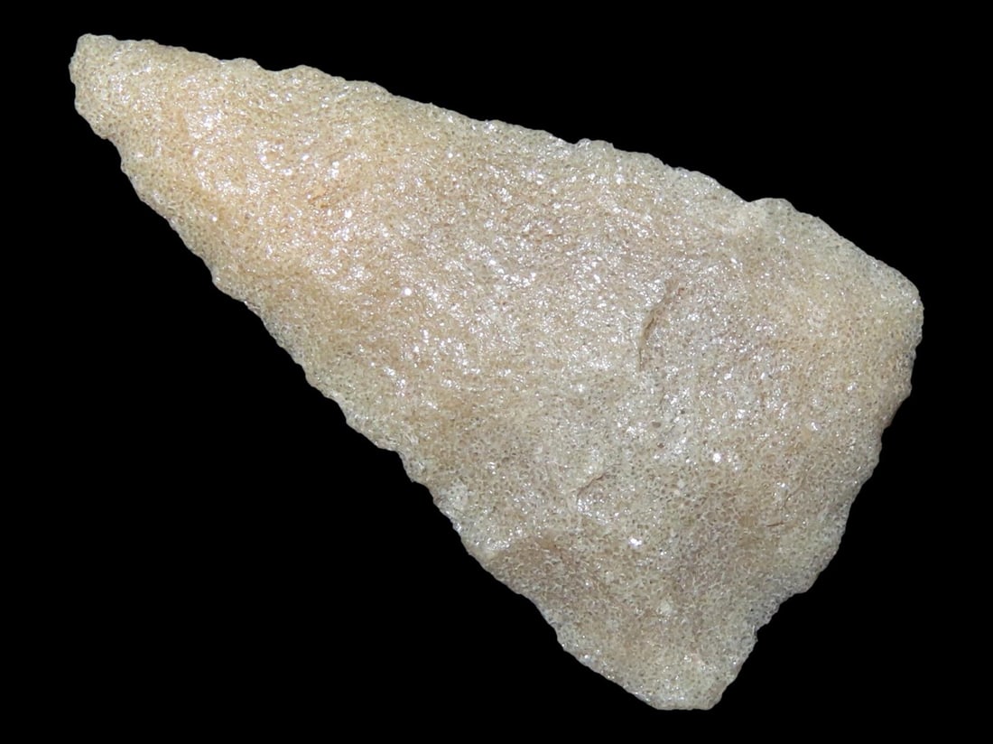 1 1/4" Hixton Quartz Semi-Translucent Madison/Un Notched Cahokia, Found in St. Clair Co., Illinois (1 of 6)