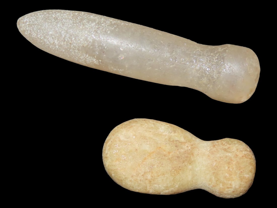 Neolithic Lip Plugs, South West Africa, 4000-6000 Years BP: Neolithic Lip Plugs, South West Africa, 4000-6000 Years BP