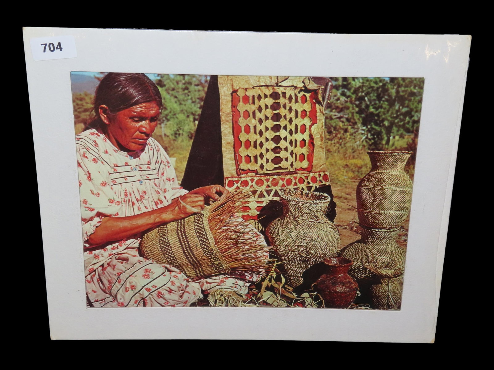 10" x 8" Very Neat Vintage Native American: 10" x 8" Very Neat Vintage Native American