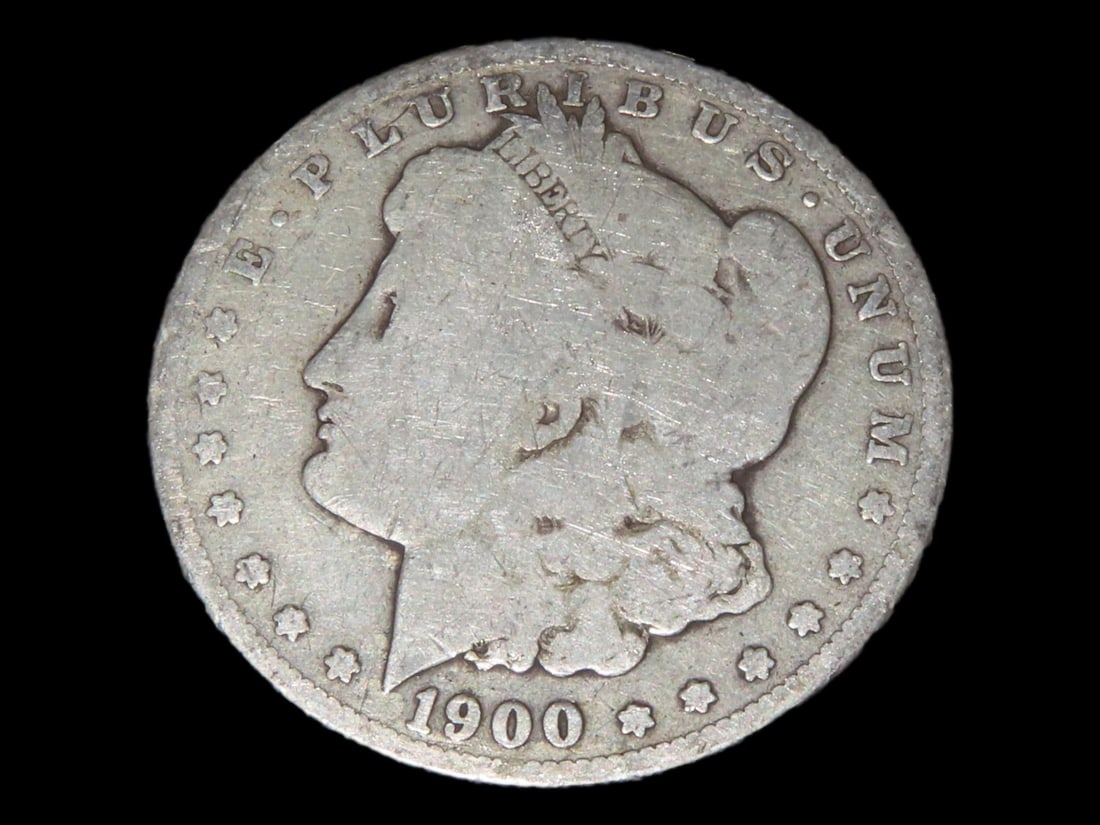 USA Silver Dollar Morgan Dollar, 1900-O, Grade Good: USA Silver Dollar Morgan Dollar, 1900-O, Grade Good