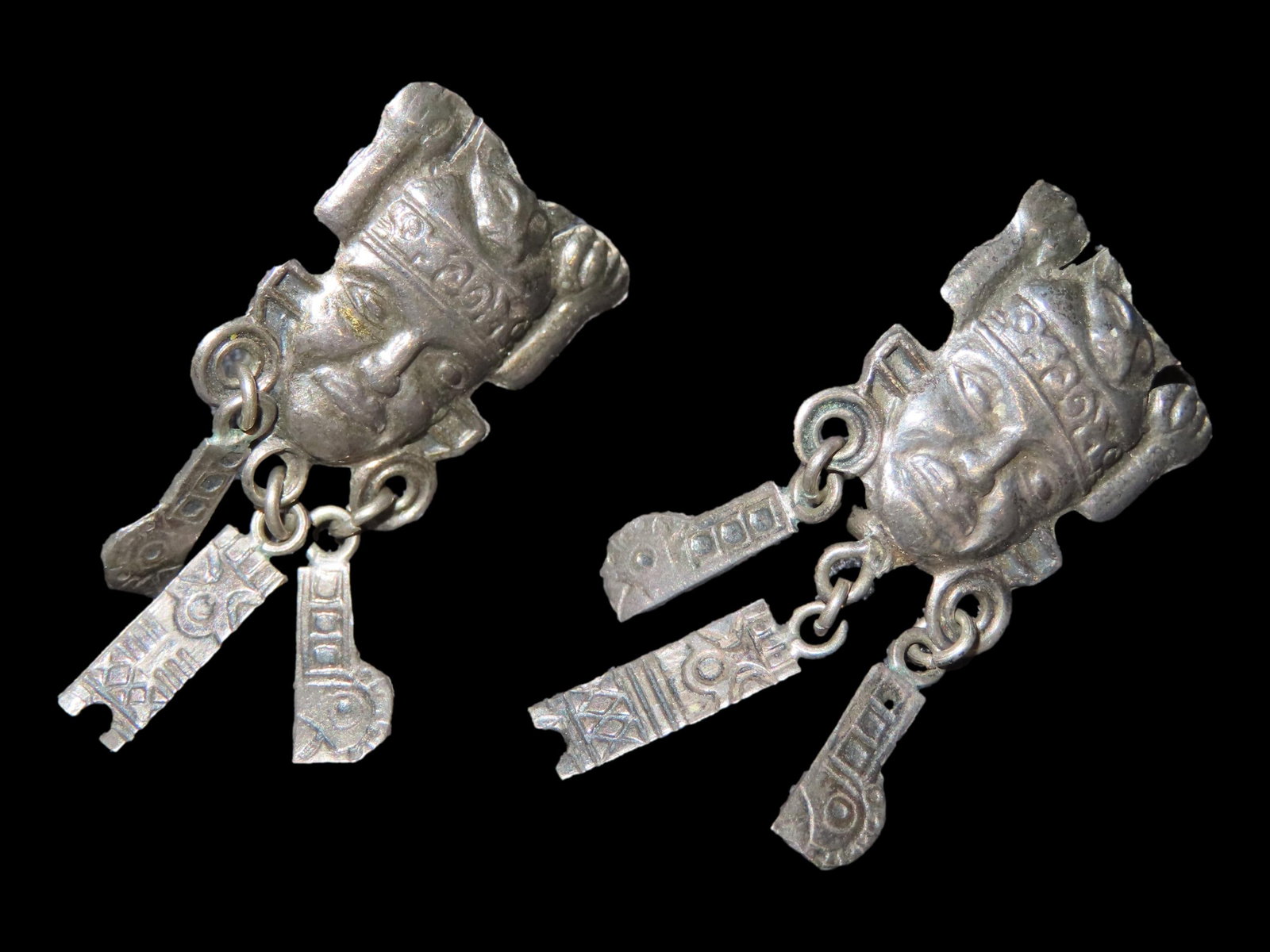 1 1/4" Tall Old Silver Jewelry in Style of Inca/Mayan/Aztec, Stamped: 1 1/4" Tall Old Silver Jewelry in Style of Inca/Mayan/Aztec, Stamped